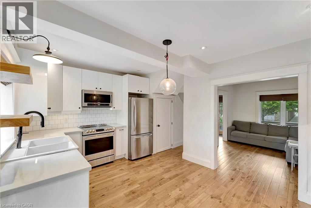 Photo 16 of 433 Hughson Street N, Hamilton ON