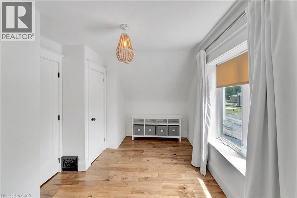 Photo 30 of 433 Hughson Street N, Hamilton ON