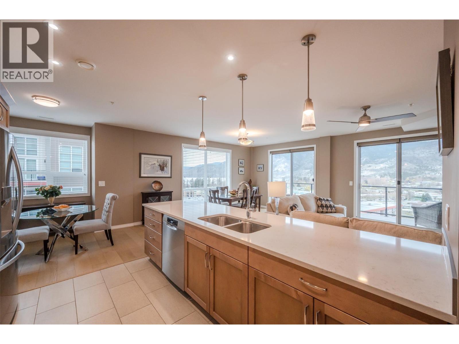 1204 3346 Skaha Lake Road, Penticton