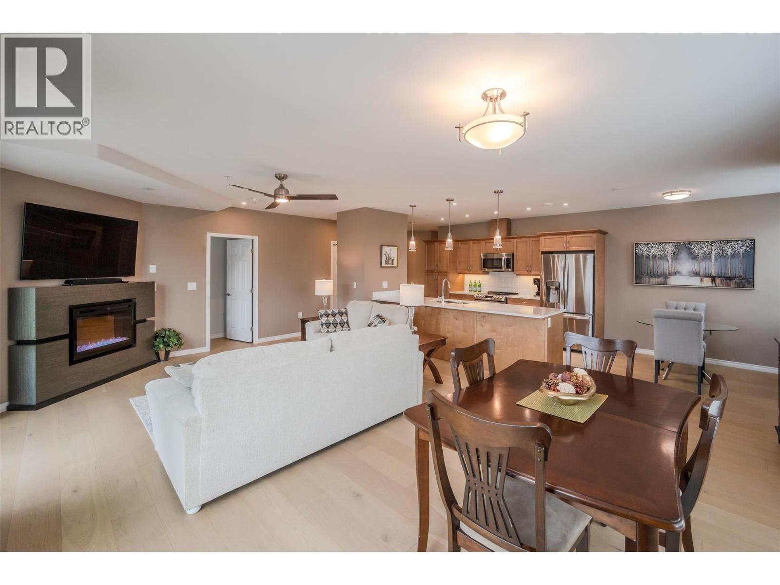 1204 3346 Skaha Lake Road, Penticton