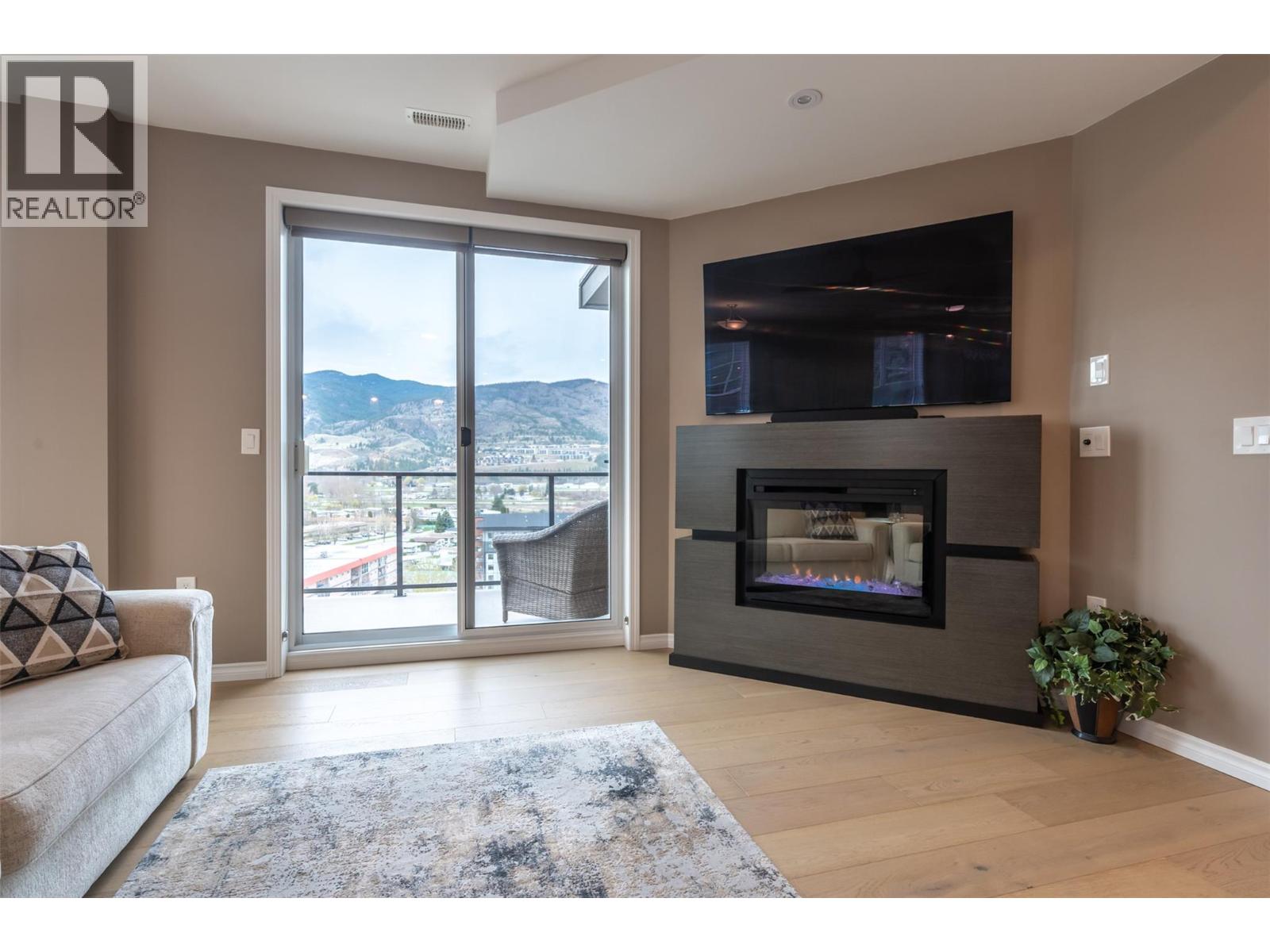 1204 3346 Skaha Lake Road, Penticton