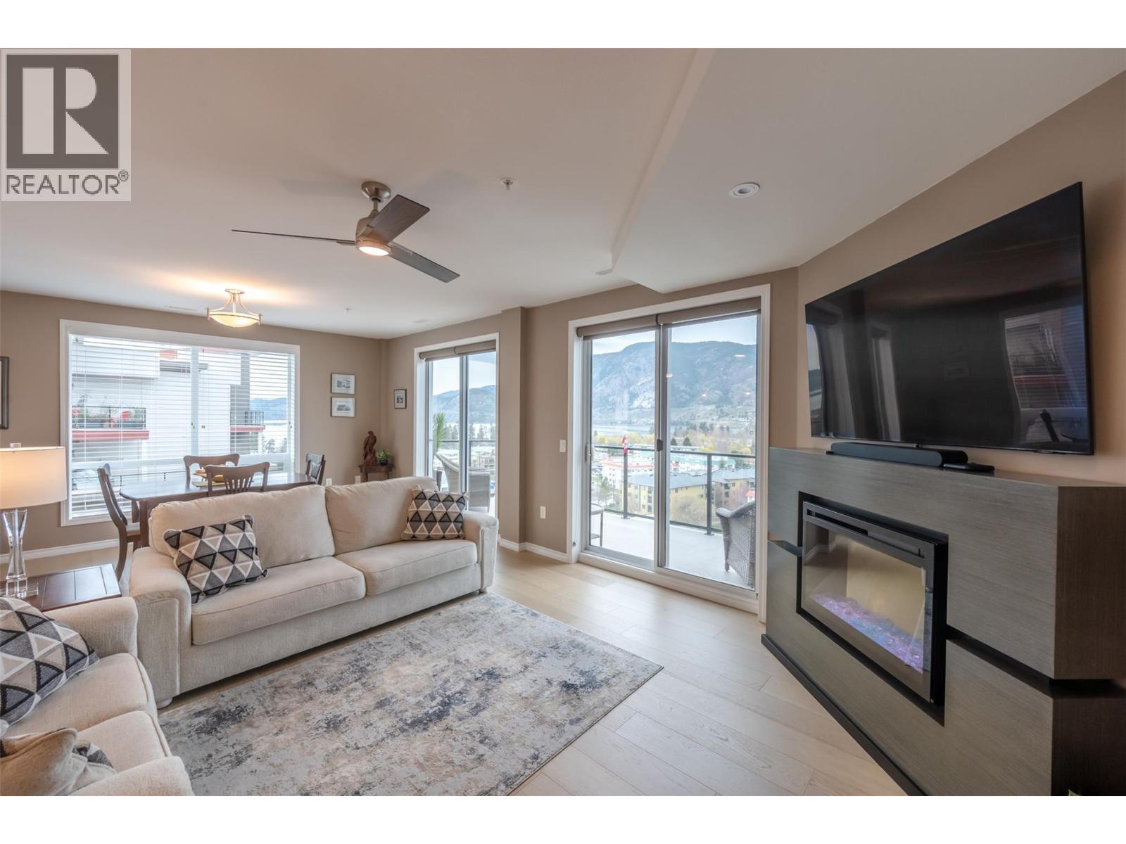 1204 3346 Skaha Lake Road, Penticton