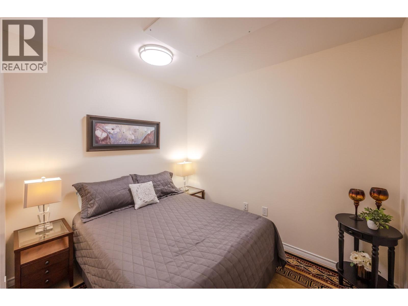 1204 3346 Skaha Lake Road, Penticton