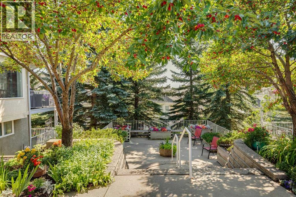 Photo 20 of 3303 3300 Sienna Park Green Sw, Calgary AB