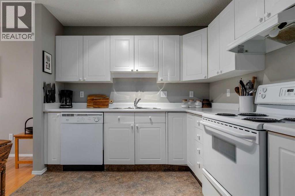 Photo 7 of 3303 3300 Sienna Park Green Sw, Calgary AB
