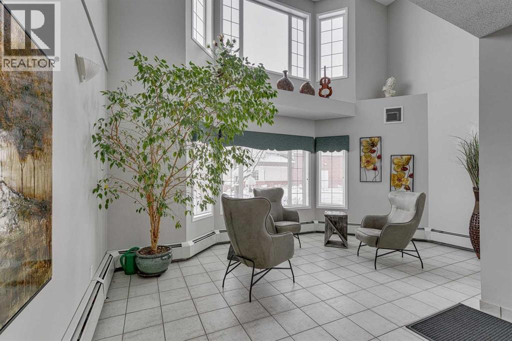 Photo 4 of 3303 3300 Sienna Park Green Sw, Calgary AB