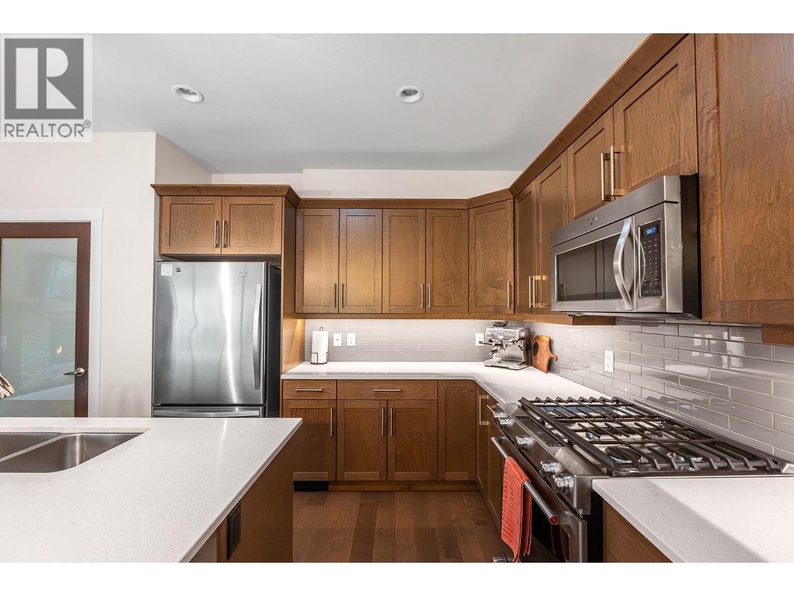 Photo 8 of 1769 Tower Ranch Drive, Kelowna BC