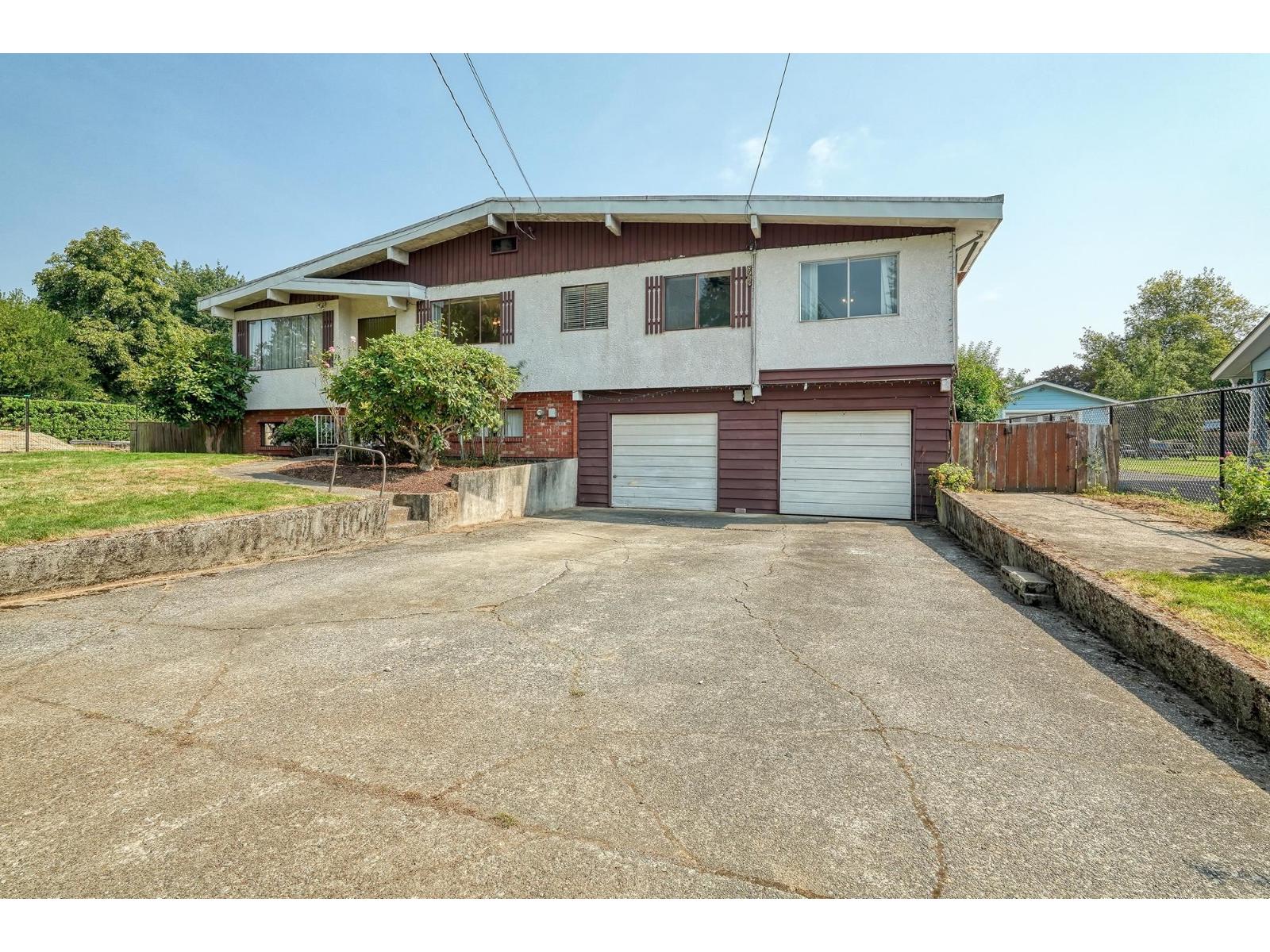 Photo 2 of 8904 Gay Street, Langley BC