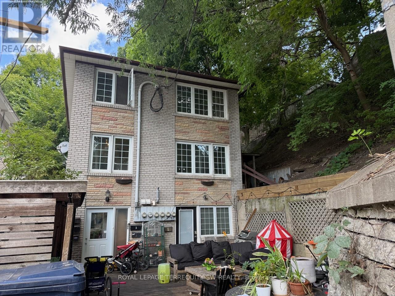Photo 10 of 5 8 Casci Avenue, Toronto ON