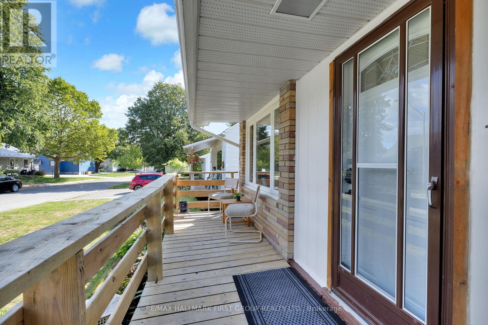Photo 7 of 13 Elgin Street, Ajax ON