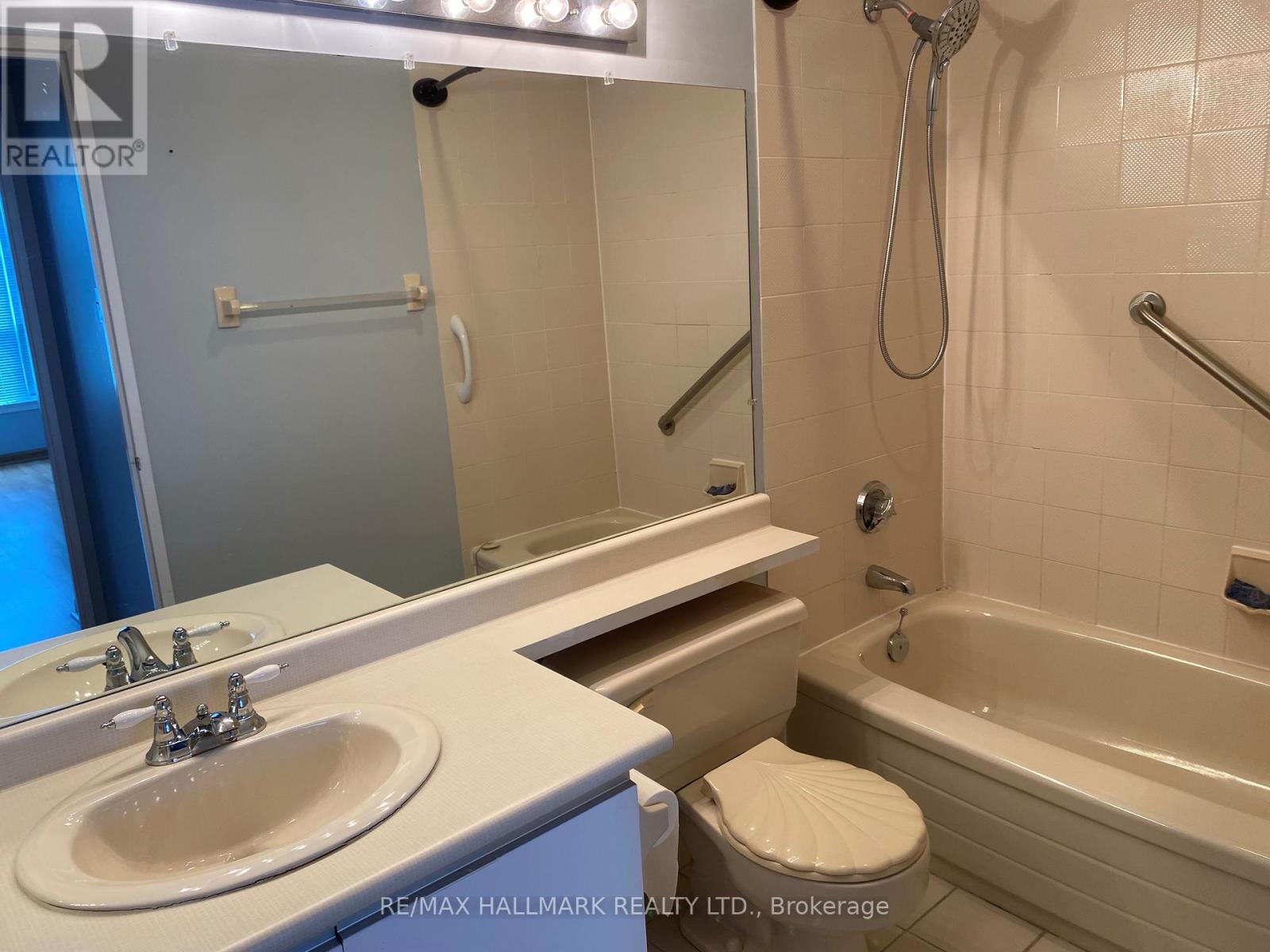 Photo 7 of Ph 7 1890 Valley Farm Rd Road, Pickering ON
