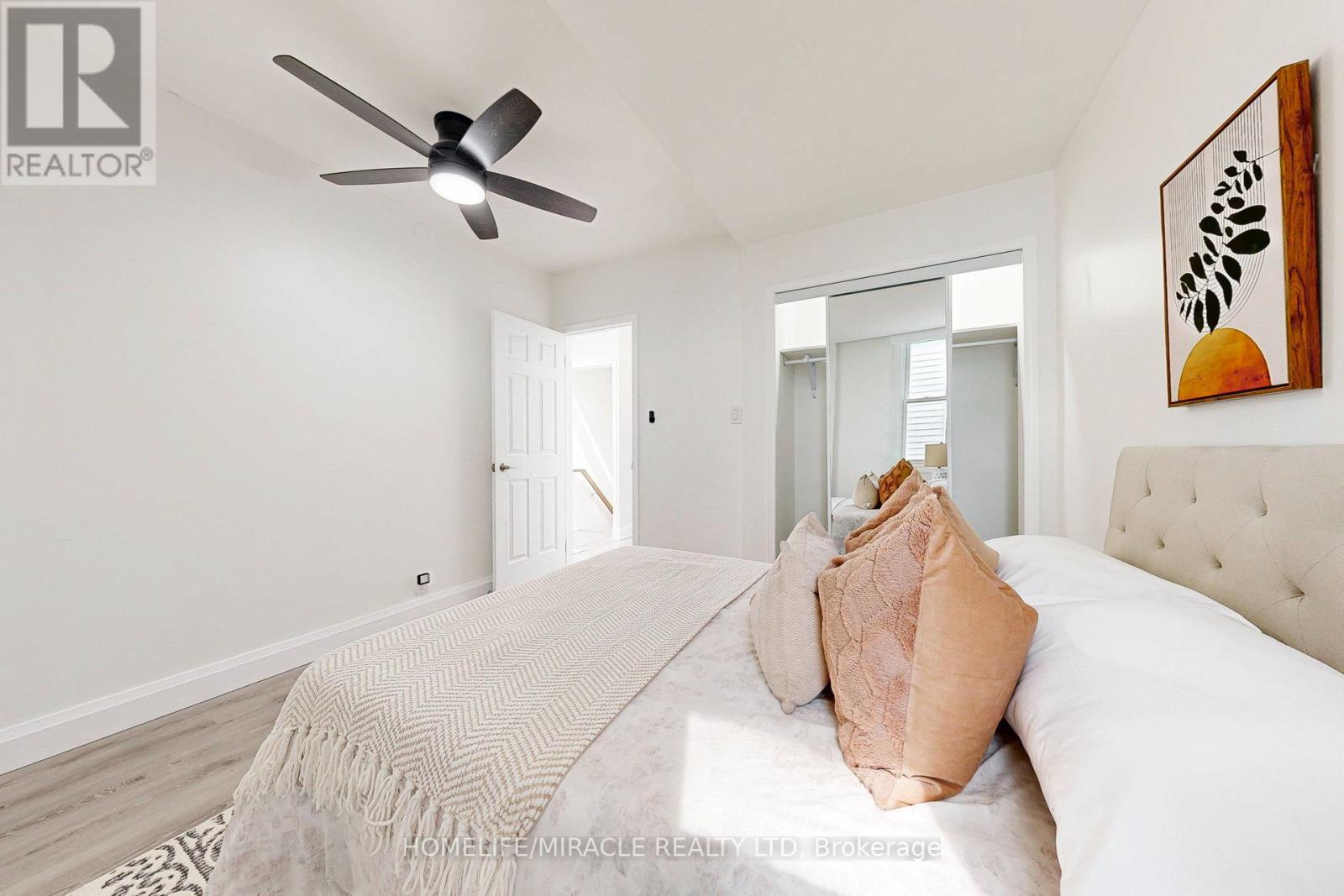 Photo 24 of 590 Jones Avenue Avenue, Toronto ON