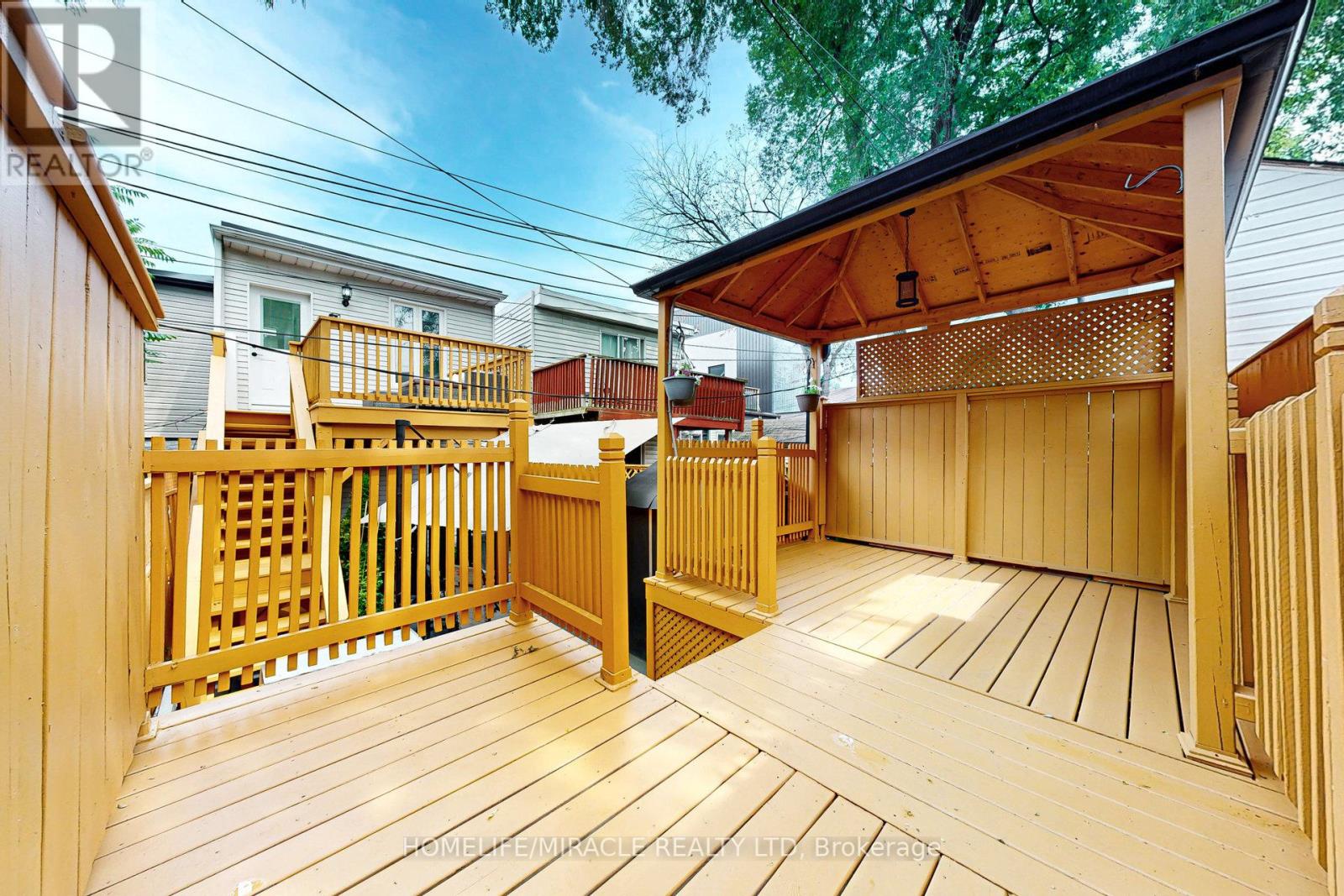 Photo 40 of 590 Jones Avenue Avenue, Toronto ON
