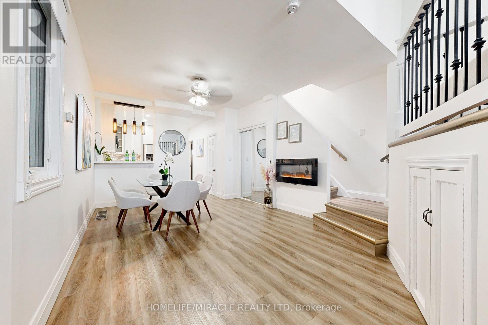Photo 9 of 590 Jones Avenue Avenue, Toronto ON