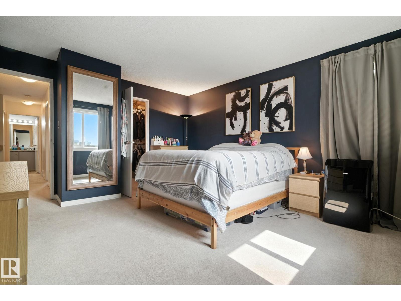 Photo 26 of 10 17409 95 St Nw, Edmonton AB