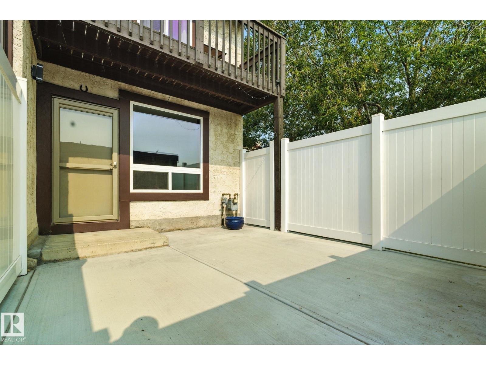 Photo 34 of 10 17409 95 St Nw, Edmonton AB