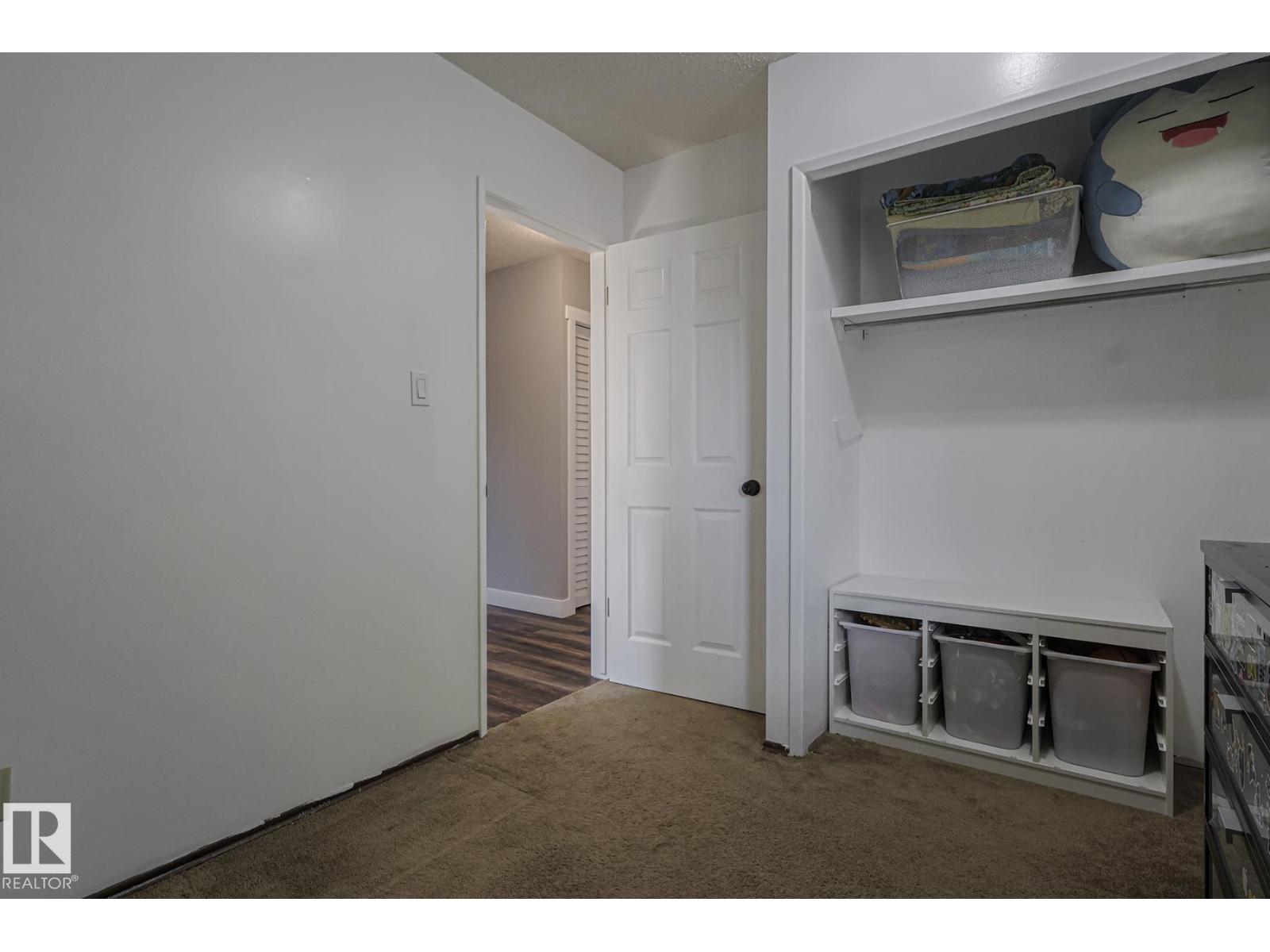 Photo 27 of 3135 74 St Nw, Edmonton AB