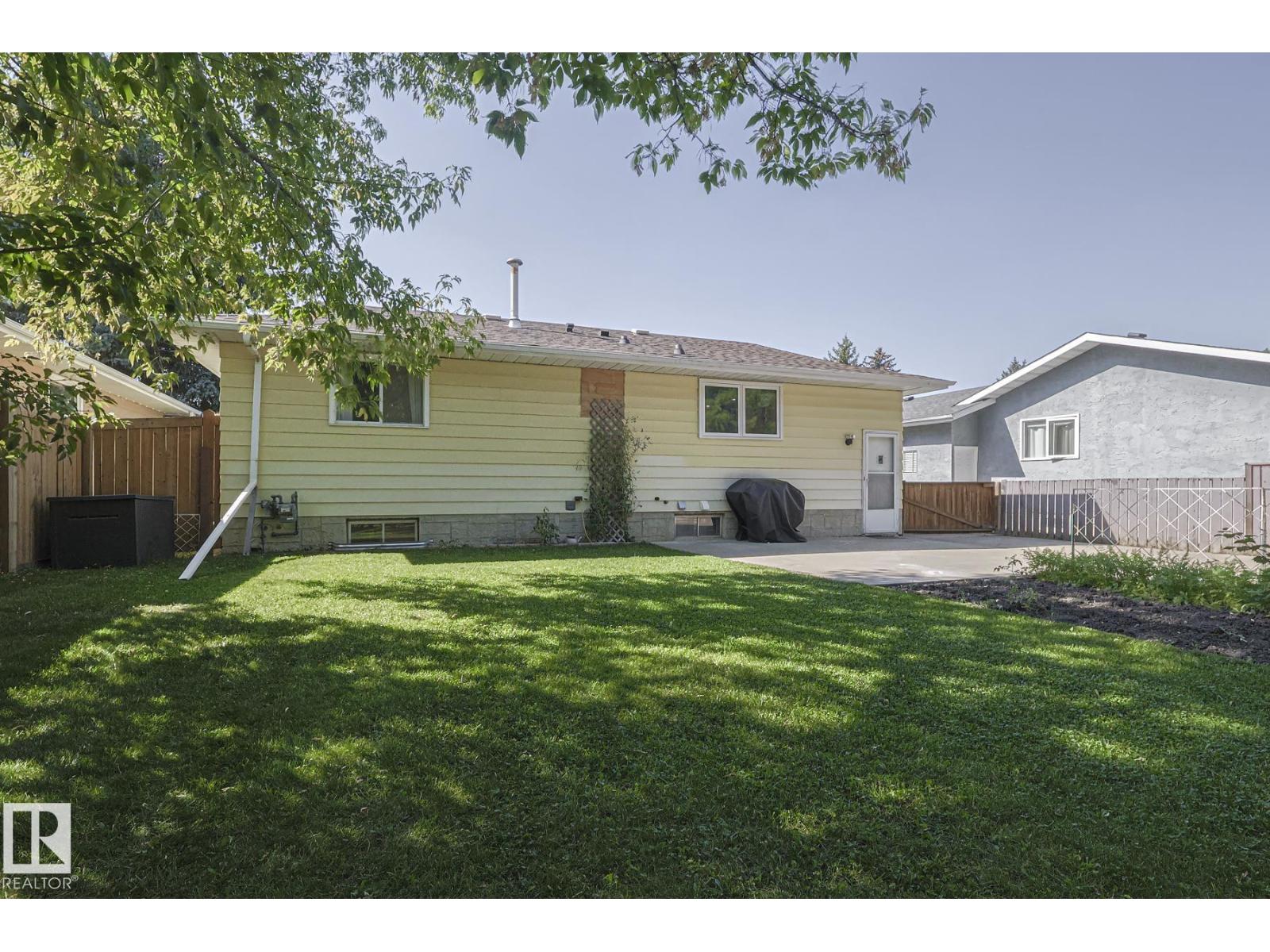Photo 57 of 3135 74 St Nw, Edmonton AB