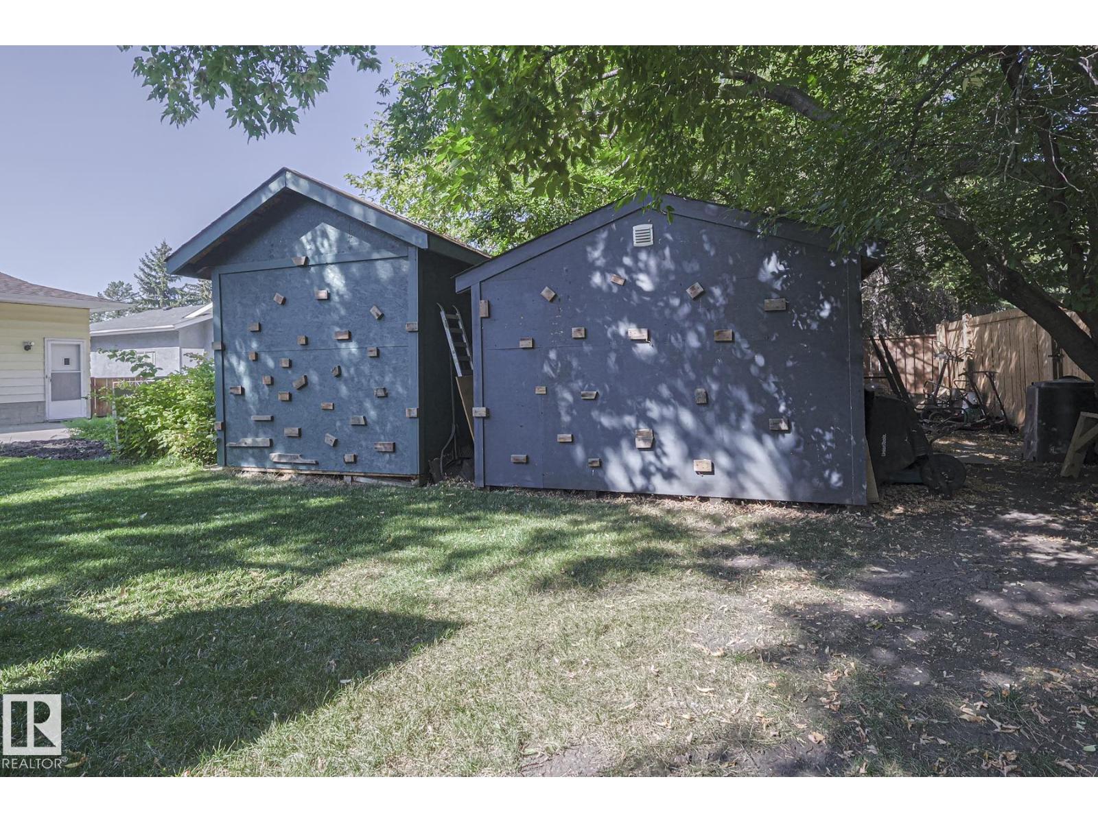Photo 59 of 3135 74 St Nw, Edmonton AB