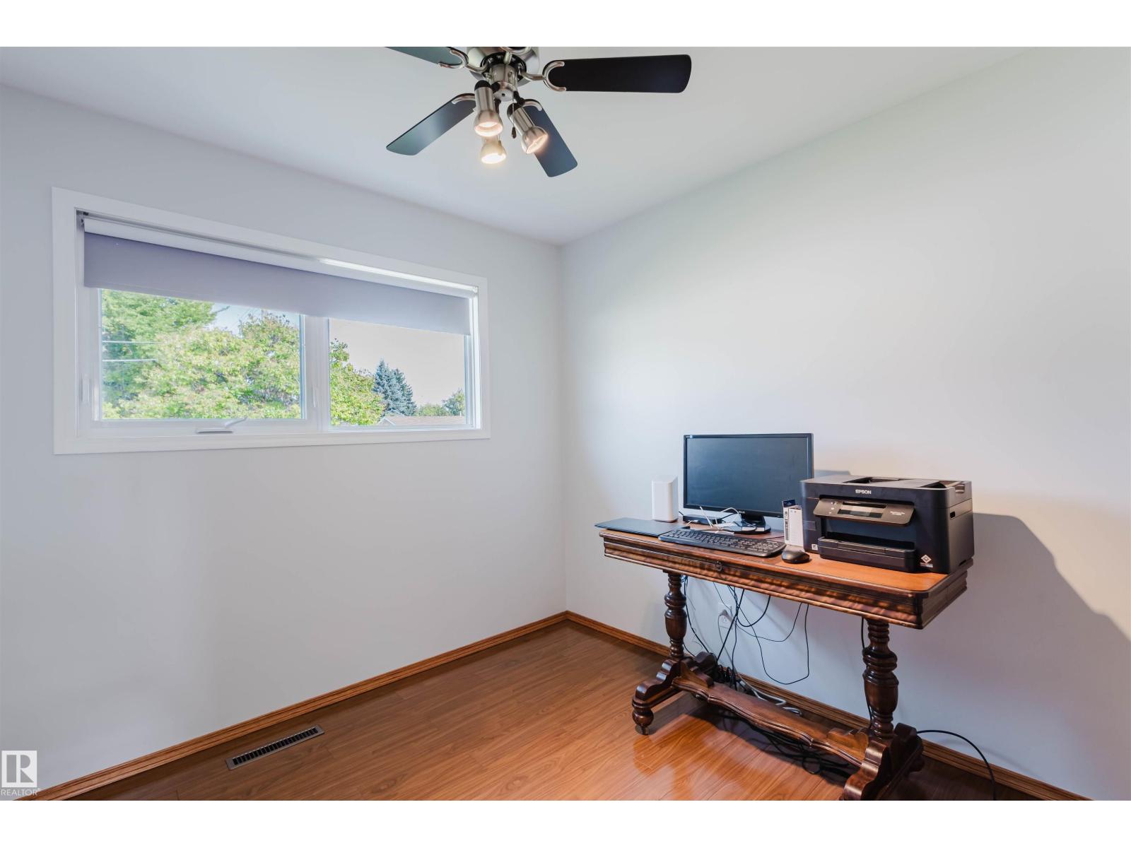 Photo 20 of 8607 73 St Nw, Edmonton AB