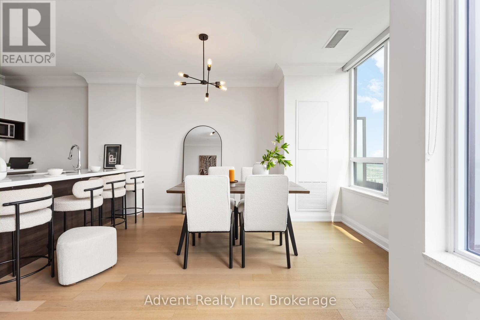 Photo 17 of Ph 06 15 Water Walk Drive, Markham ON