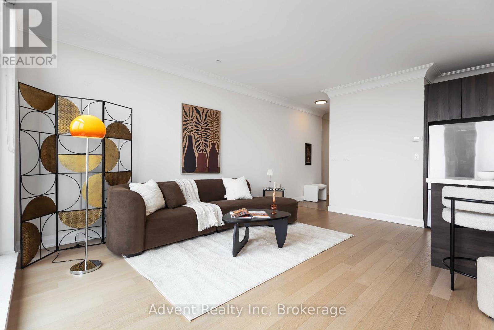 Photo 8 of Ph 06 15 Water Walk Drive, Markham ON