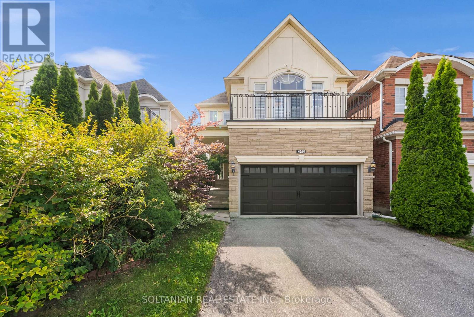 Photo 1 of 242 Frank Endean Road, Richmond Hill ON