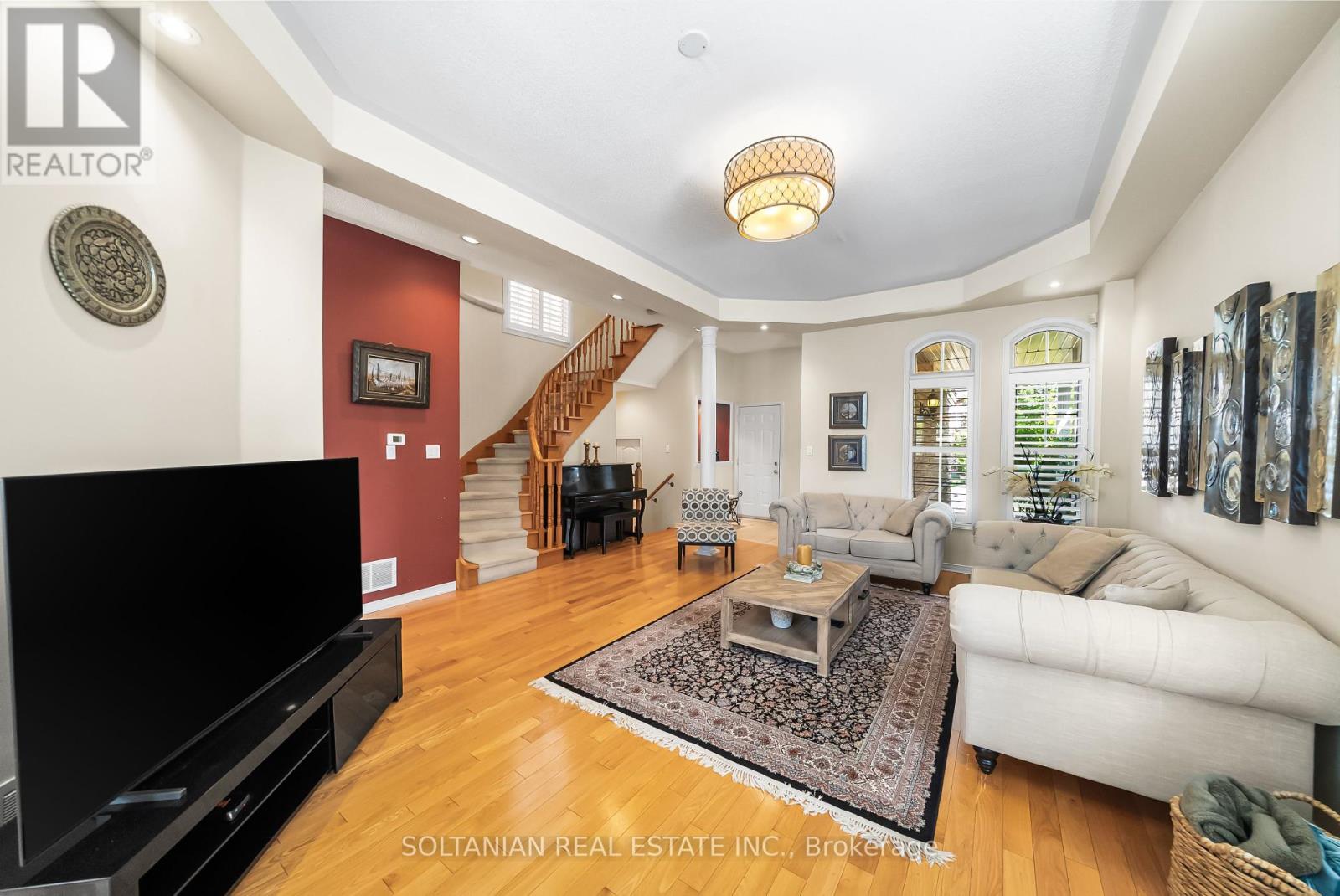 Photo 10 of 242 Frank Endean Road, Richmond Hill ON