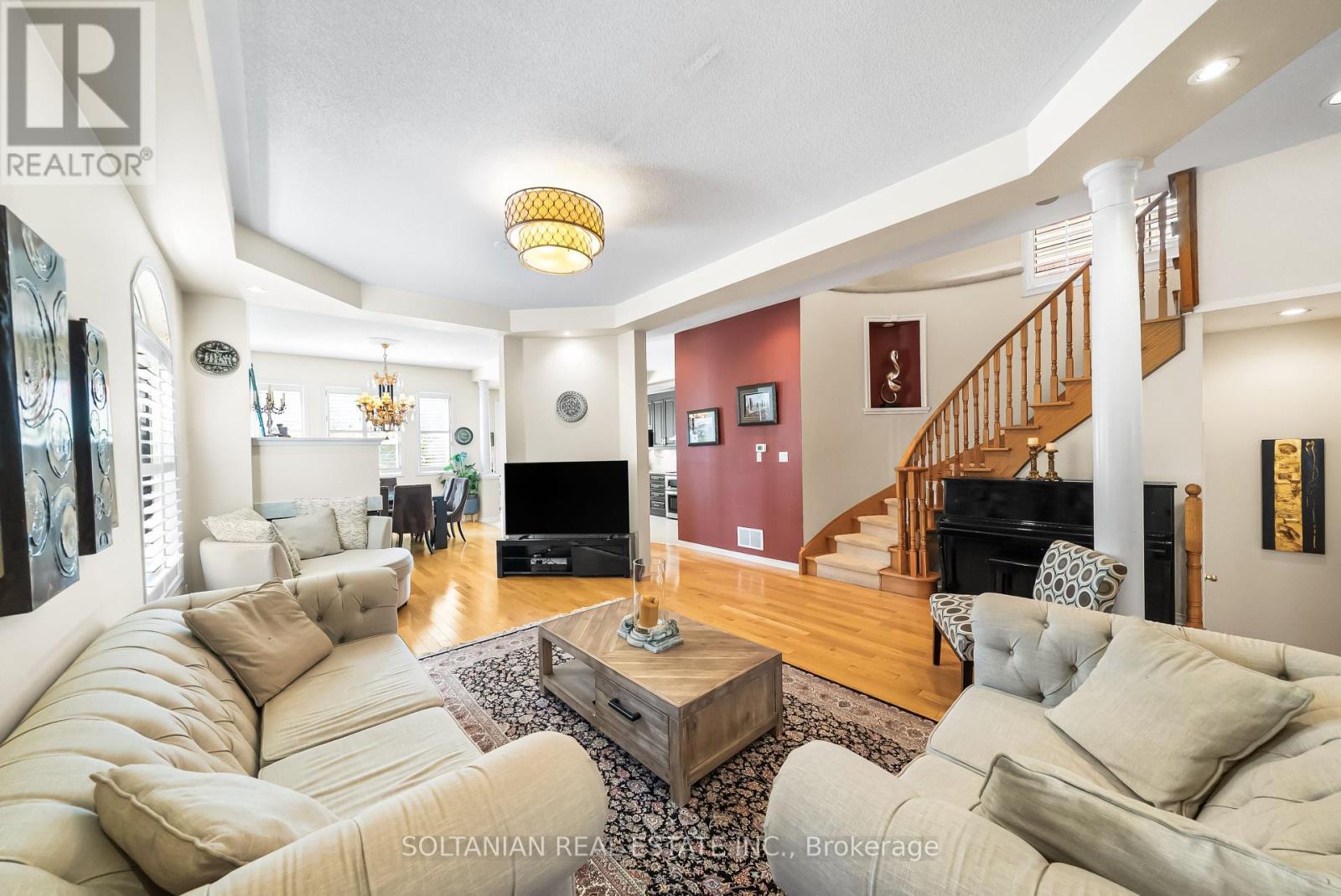 Photo 12 of 242 Frank Endean Road, Richmond Hill ON