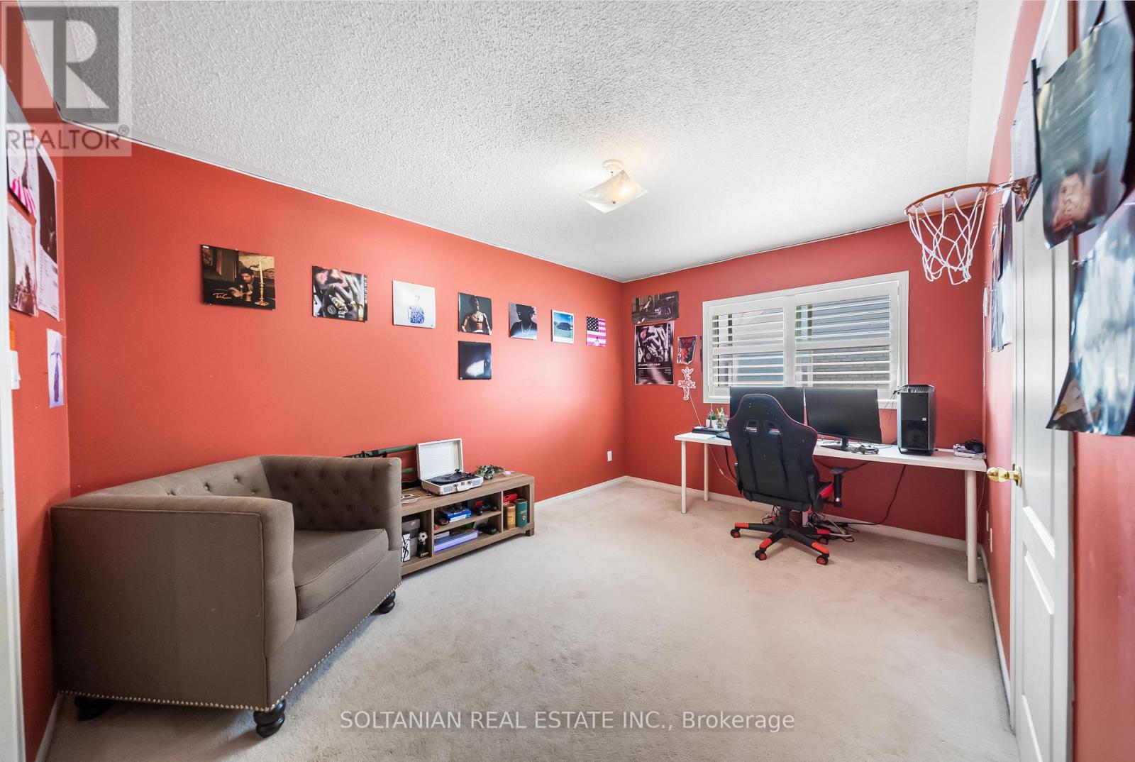Photo 36 of 242 Frank Endean Road, Richmond Hill ON