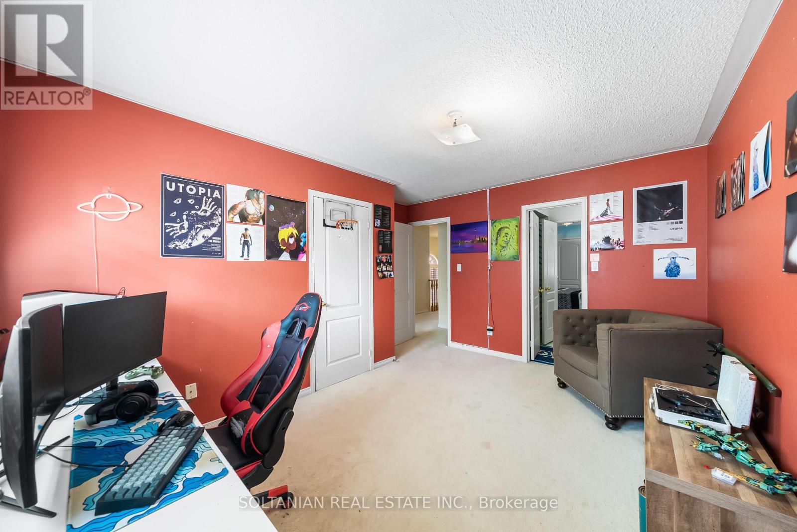 Photo 37 of 242 Frank Endean Road, Richmond Hill ON