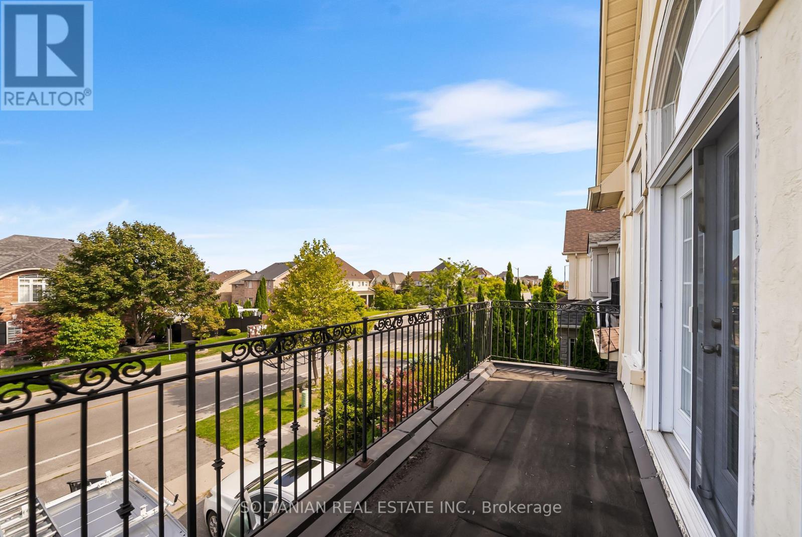 Photo 39 of 242 Frank Endean Road, Richmond Hill ON
