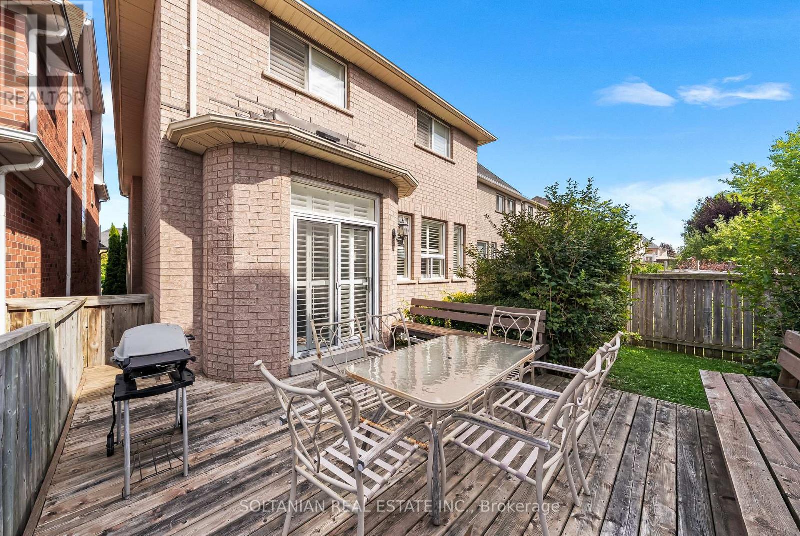 Photo 45 of 242 Frank Endean Road, Richmond Hill ON