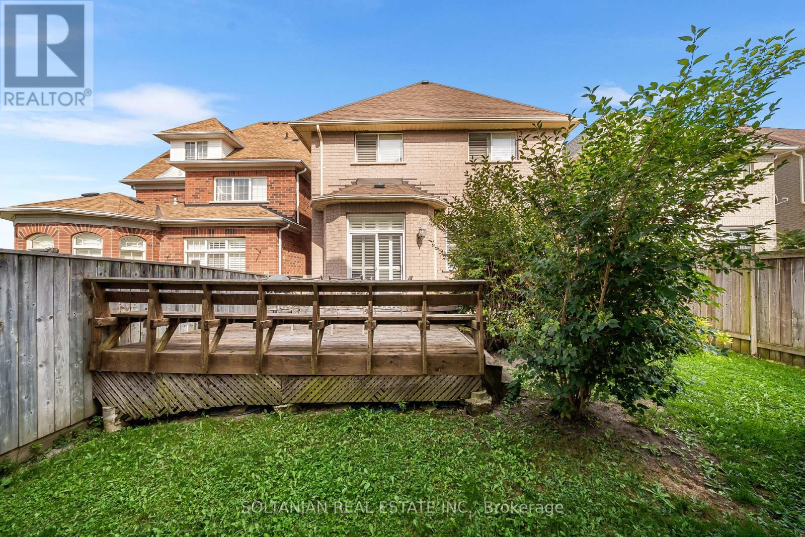 Photo 49 of 242 Frank Endean Road, Richmond Hill ON