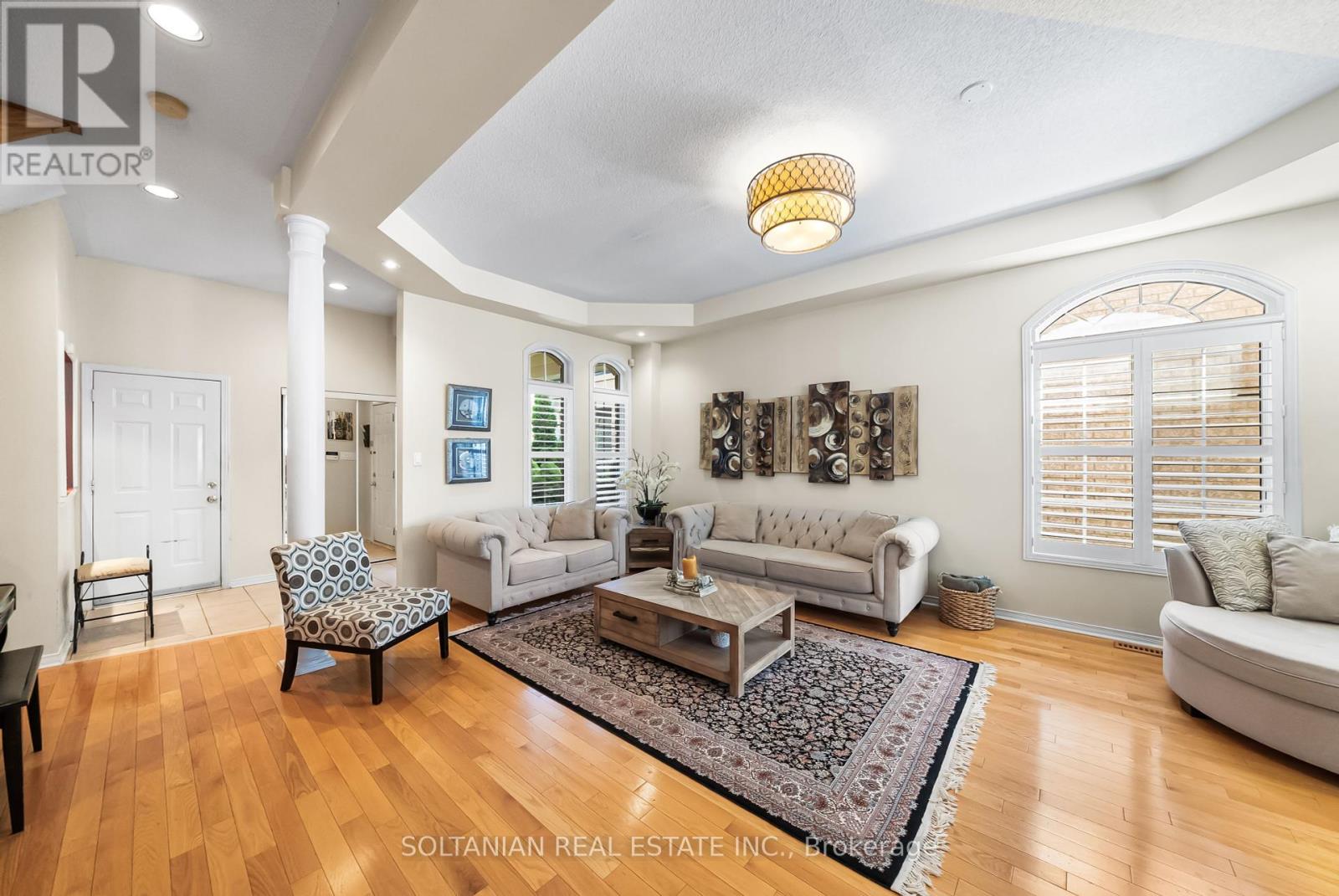 Photo 8 of 242 Frank Endean Road, Richmond Hill ON