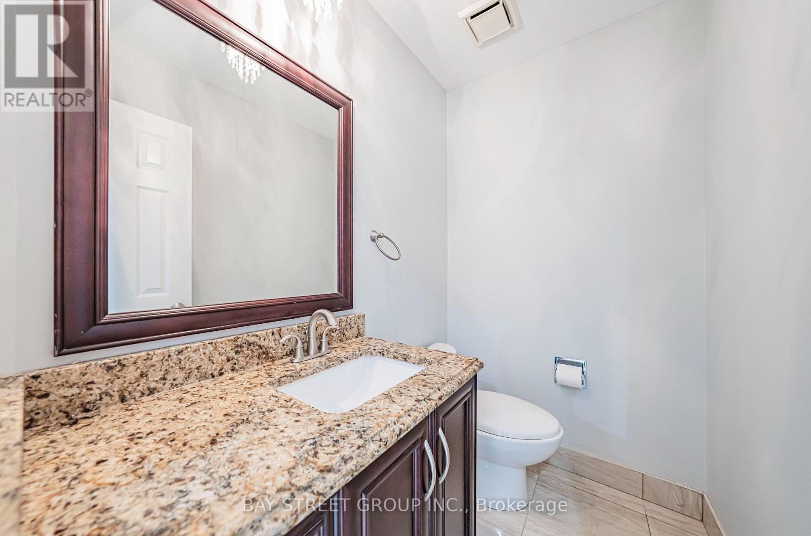 Photo 11 of 547 Raymerville Drive, Markham ON