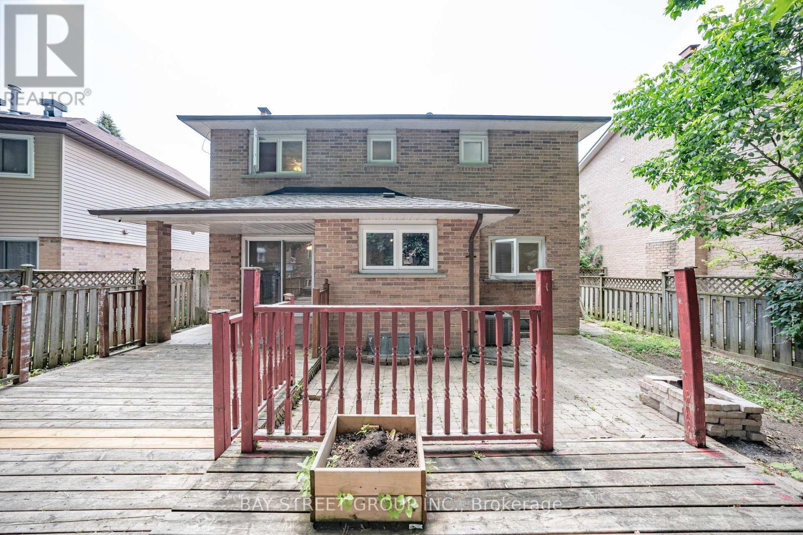 Photo 39 of 547 Raymerville Drive, Markham ON