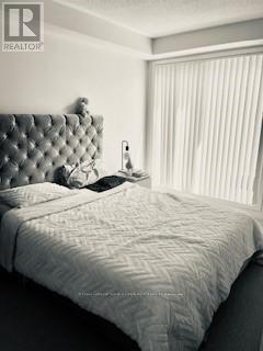 Photo 1 of Th 175 151 Honeycrisp Crescent, Vaughan ON