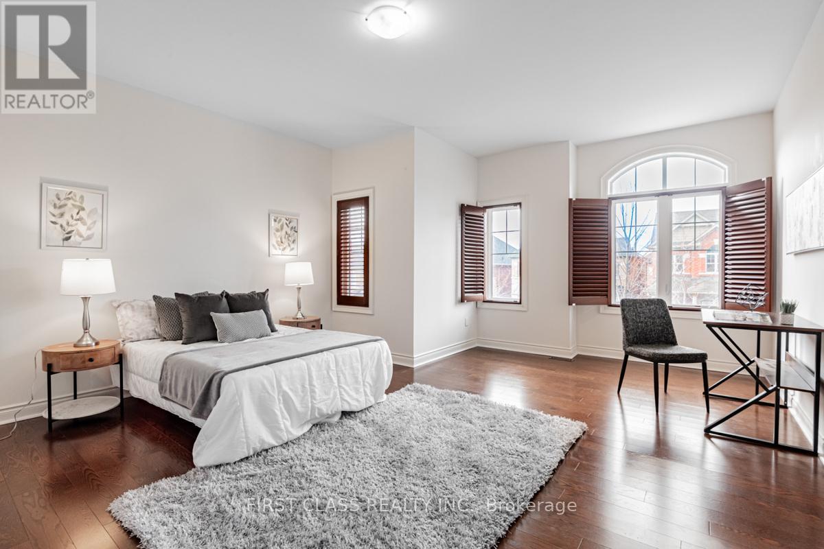 Photo 28 of 15 Hua Du Avenue, Markham ON