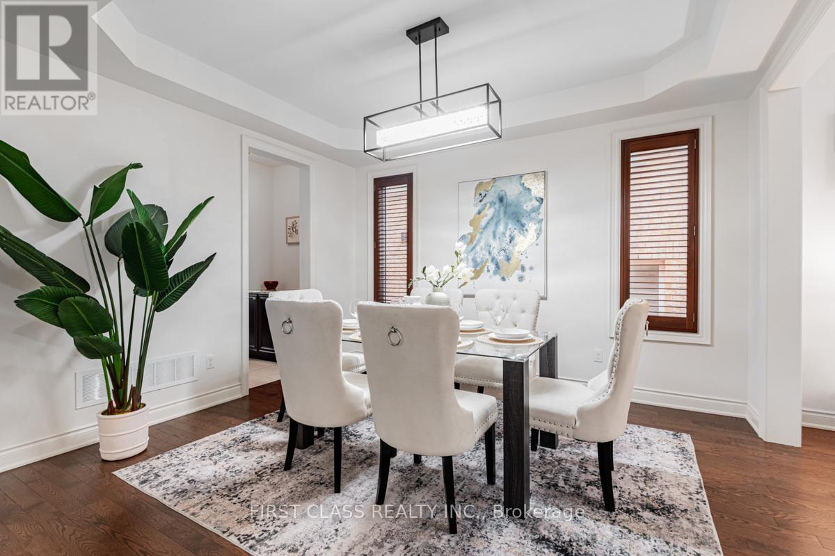 Photo 7 of 15 Hua Du Avenue, Markham ON