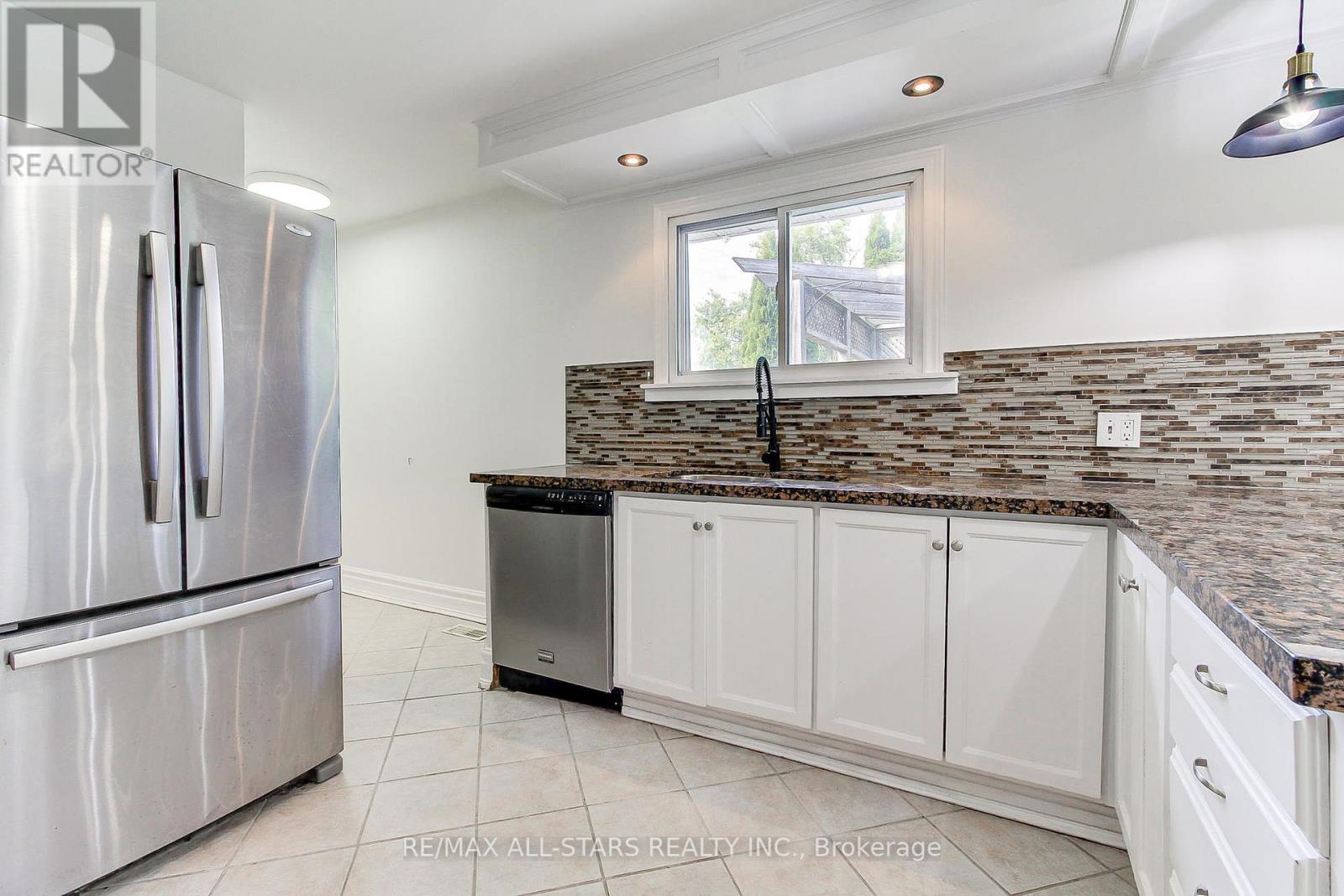 Photo 18 of 6538 Smith Boulevard, Georgina ON