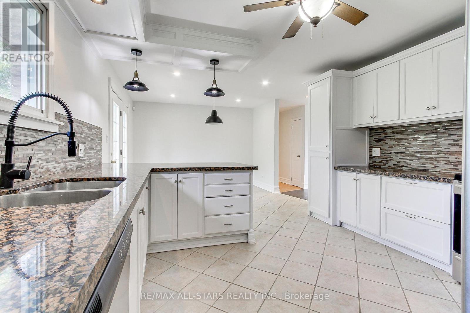 Photo 23 of 6538 Smith Boulevard, Georgina ON