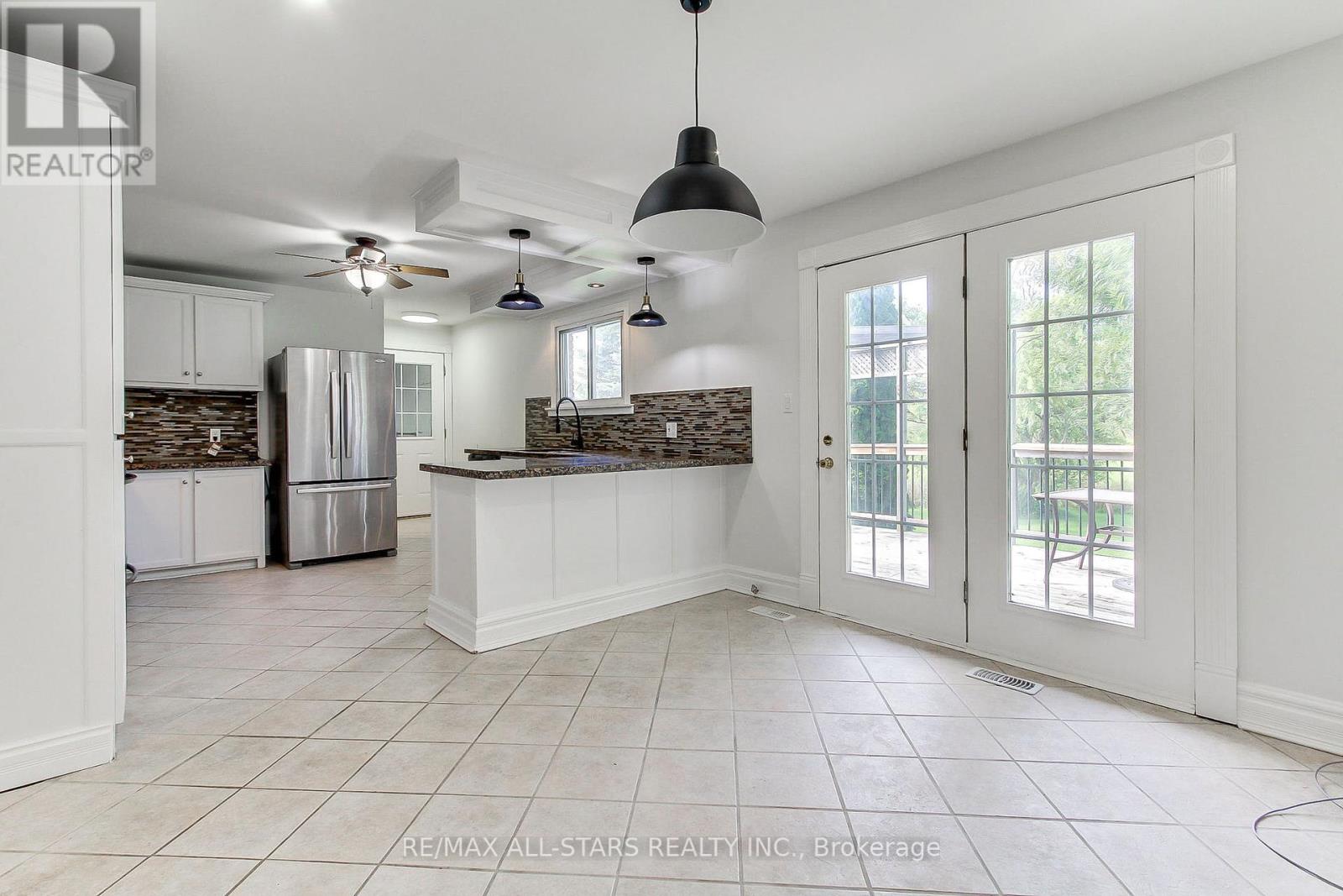 Photo 24 of 6538 Smith Boulevard, Georgina ON
