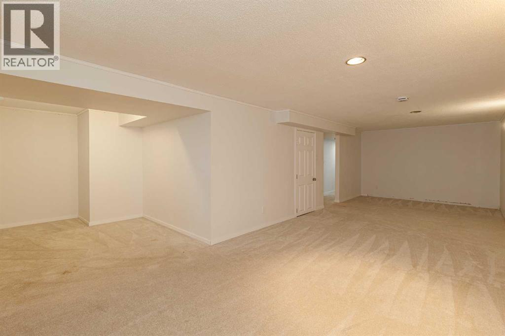 Photo 15 of 4611 Greenhill Crescent Ne, Calgary AB
