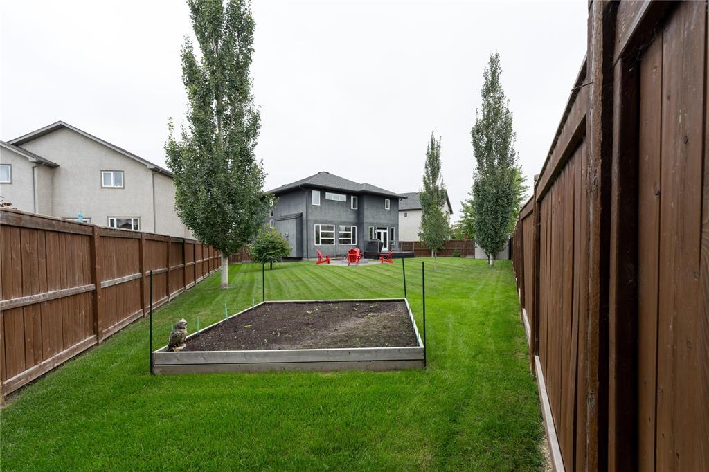 Photo 47 of 42 Grey Owl Place, Winnipeg MB