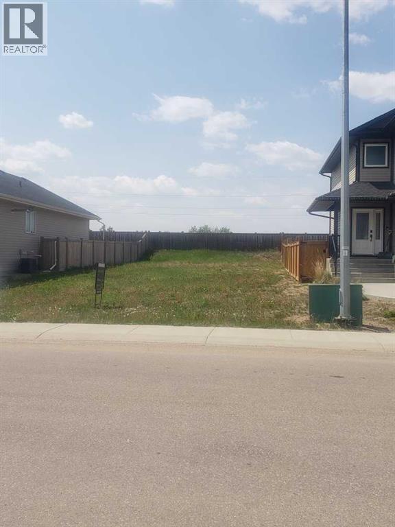 Photo 2 of 3510 74 Avenue, Lloydminster AB