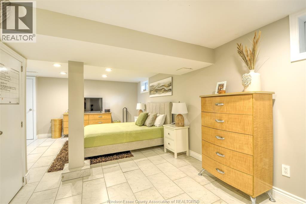 Photo 21 of 1772 Labadie, Windsor ON