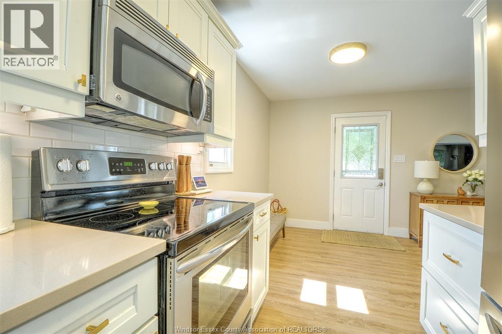 Photo 9 of 1772 Labadie, Windsor ON