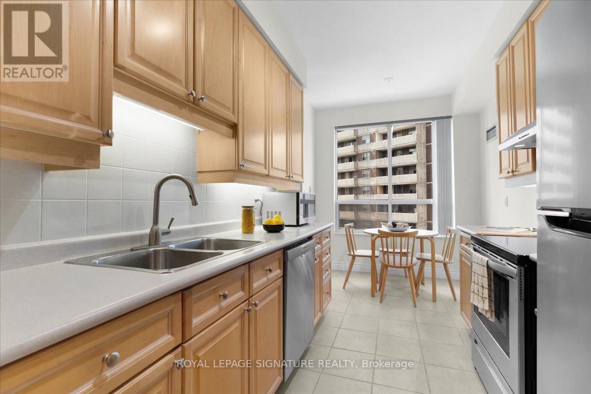 Photo 10 of 802 1 Lomond Drive, Toronto ON