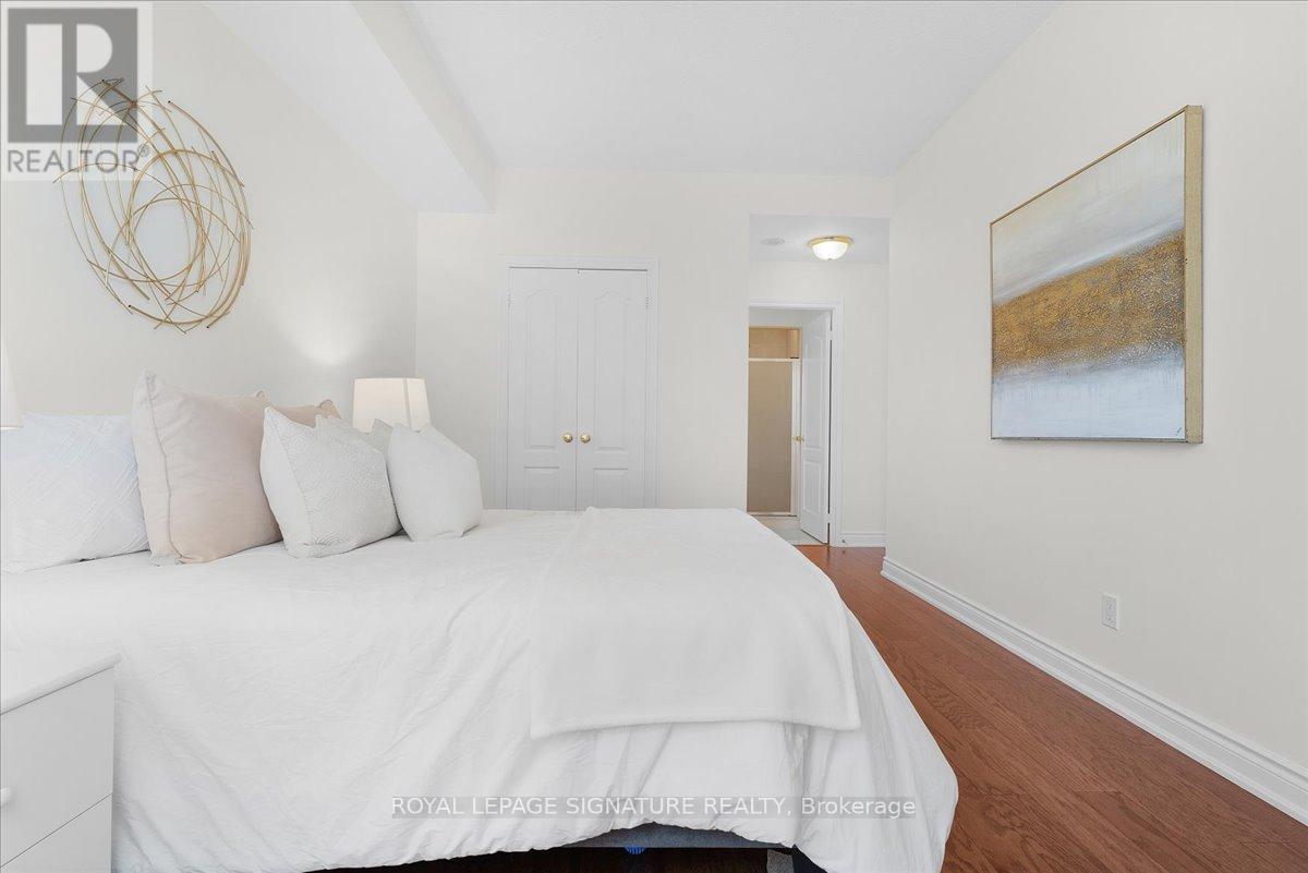 Photo 15 of 802 1 Lomond Drive, Toronto ON
